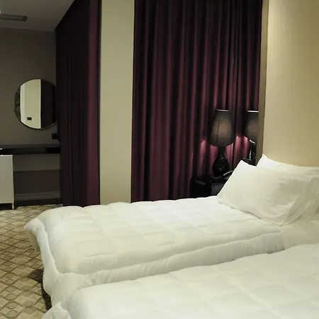 Hotel Senator 4*