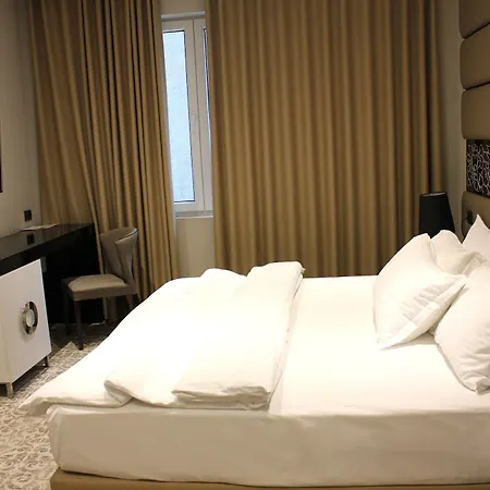 Hotel Senator Tirana