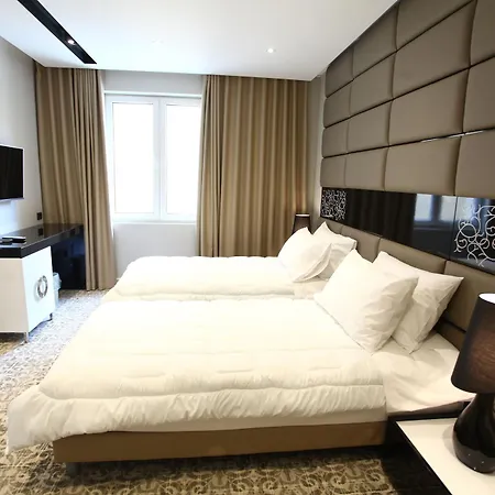 Hotel Senator 4*