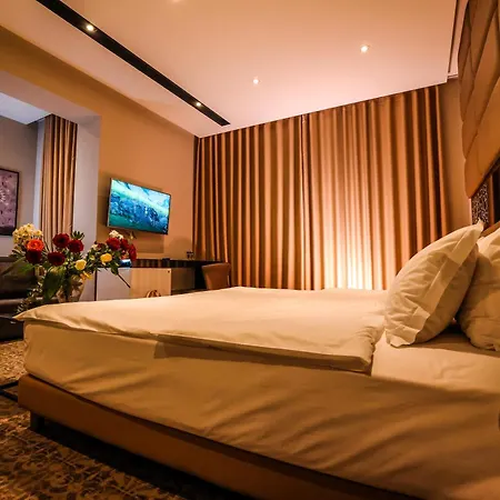 Senator Hotel 4*