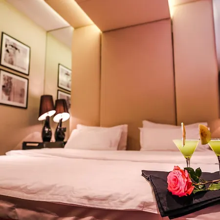 Senator Hotel Tirana