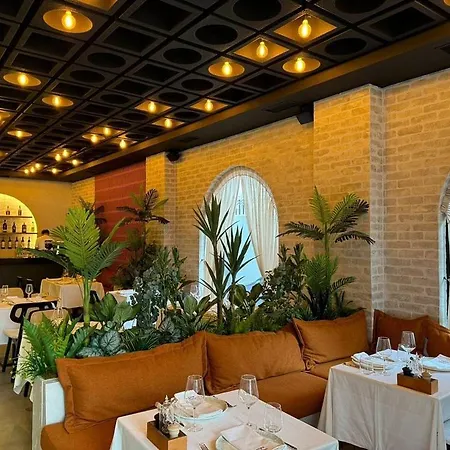 Senator 4* Tirana