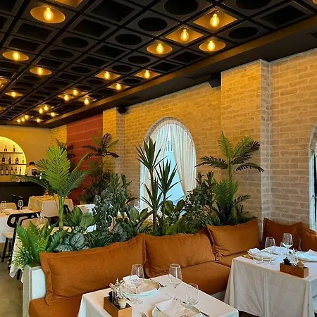 Senator 4* Tirana