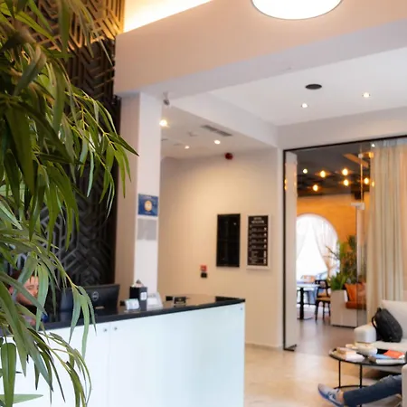 Hotel Senator 4*