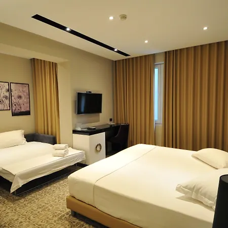 Senator 4* Tirana