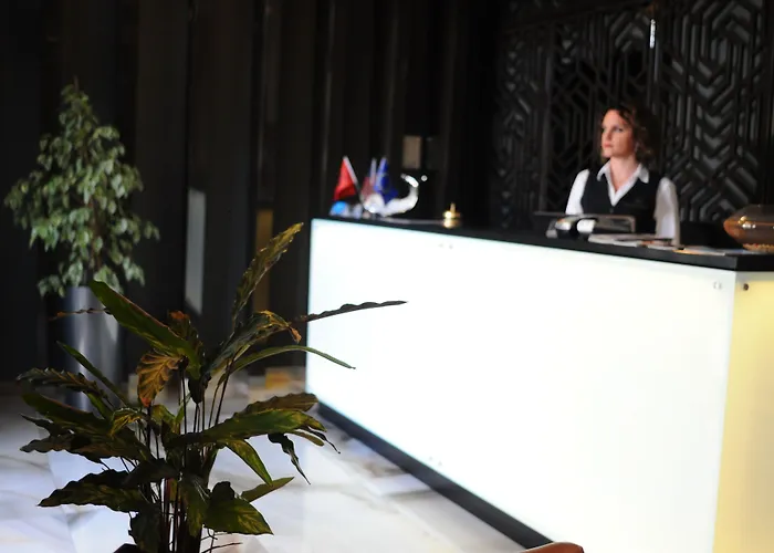 Hotel Senator