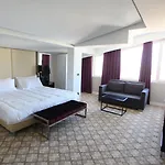 Hotel Senator Tirana