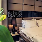 Senator Hotel