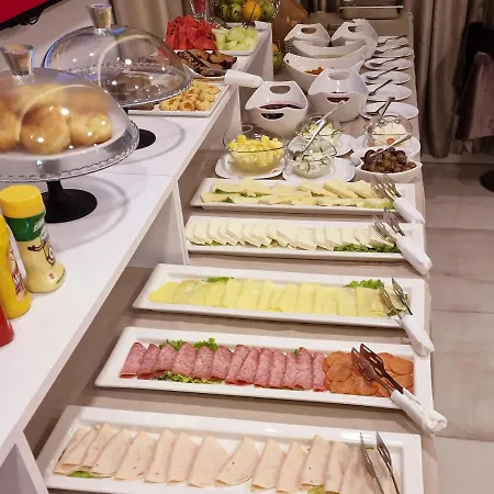 Senator Hotel Tirana