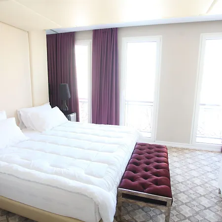 Senator Hotel Tirana